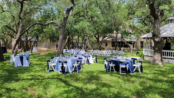 12 Oaks Hill Country Venue