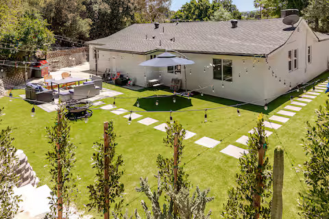 Sunland Hillside Oasis