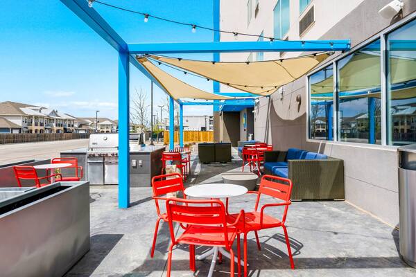 Tru by Hilton Midland