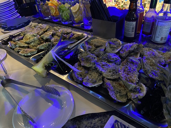 Storm King Lounge and Fare