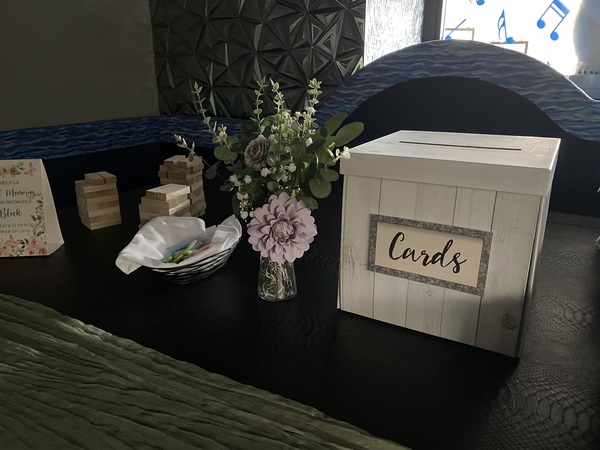 Storm King Lounge and Fare