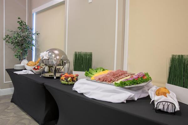 The Point Hotel & Suites