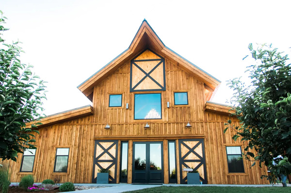 Meadow Barn at Country Orchards