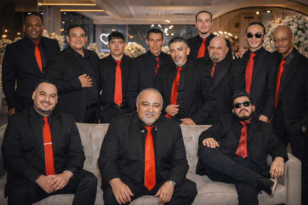 Pablo Antonio y La Firma