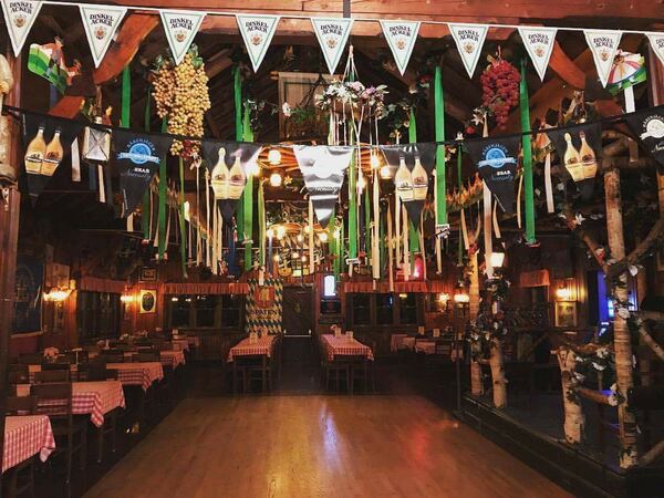 Crystal Brook Mountain Brauhaus Resort