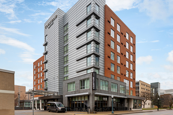 Courtyard University Circle Cleveland