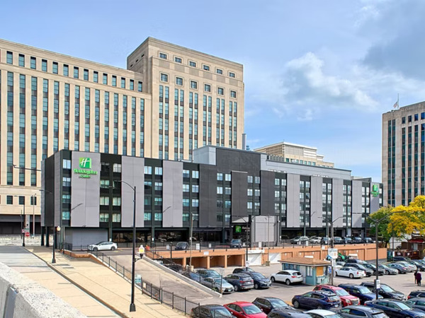 Holiday Inn Hotel & Suites Chicago-Downtown