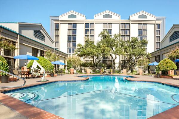 Doubletree by Hilton DFW Airport North