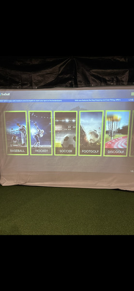 SurgeVr Arena & Golf Lounge