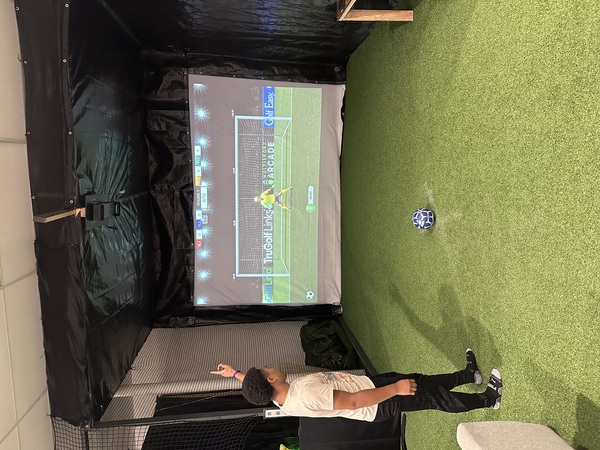 SurgeVr Arena & Golf Lounge