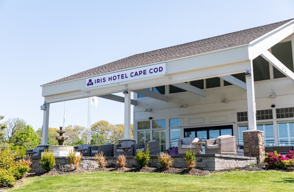 Iris Hotel Cape Cod