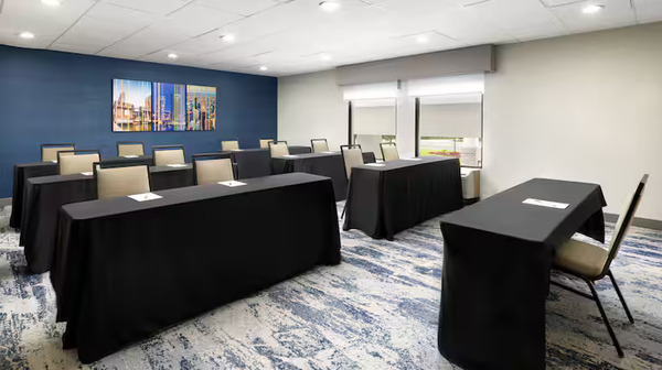 Hampton Inn Long Island-Islandia