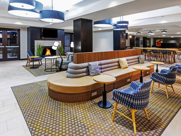 Holiday Inn Hotel & Suites Stillwater - University West