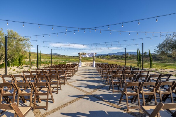 Truffle Pig Winery by Wedgewood Weddings