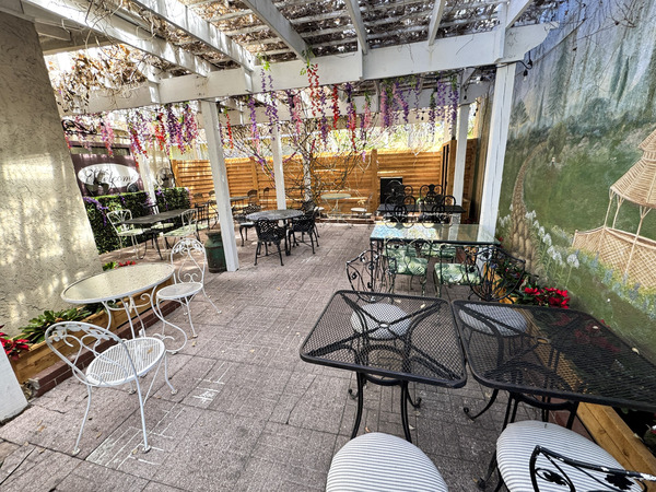 Park Place Inn & Cottages