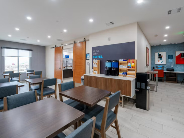 Holiday Inn Express & Suites Frazier Park