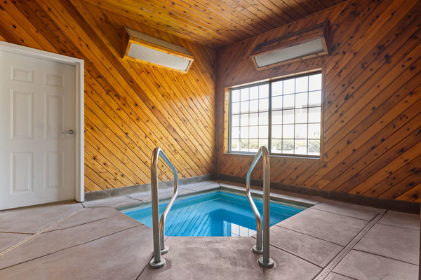 La Quinta Inn & Suites by Wyndham Bakersfield North