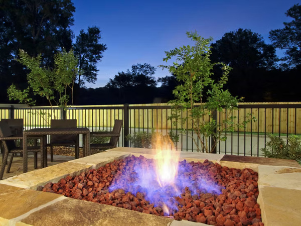 Holiday Inn Express & Suites Columbus North