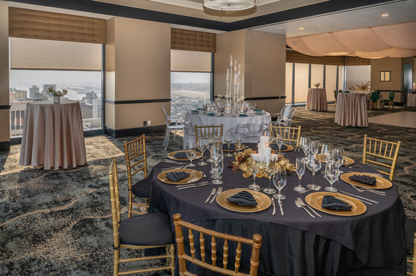 The University Club Atop Symphony Towers