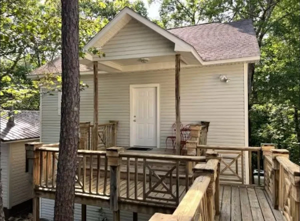 A Little Piece of Heaven on Greers Ferry Lake