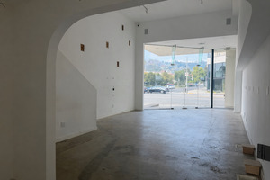 High Foot Traffic - Charming Retail Pop UP Location Melrose District