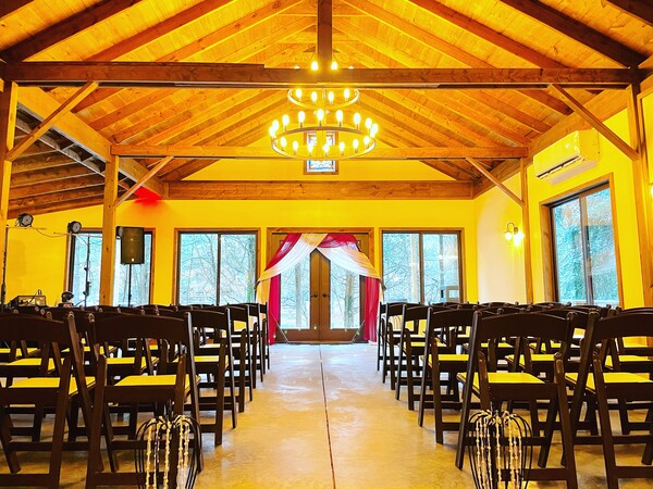 Twin Lakes Country Cabins