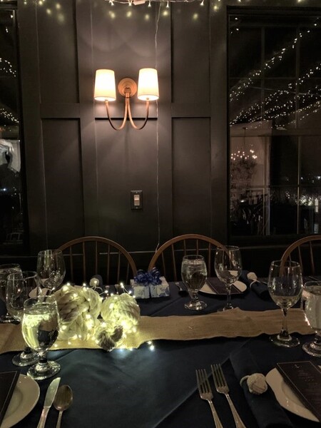 Captain Daniel Packer Inne