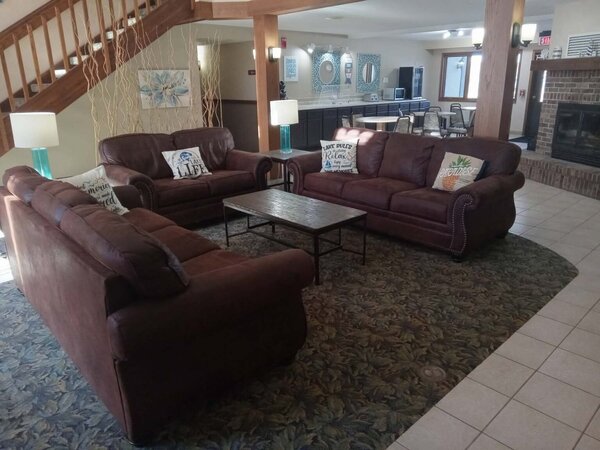 Cebulla's Lakefront lodge