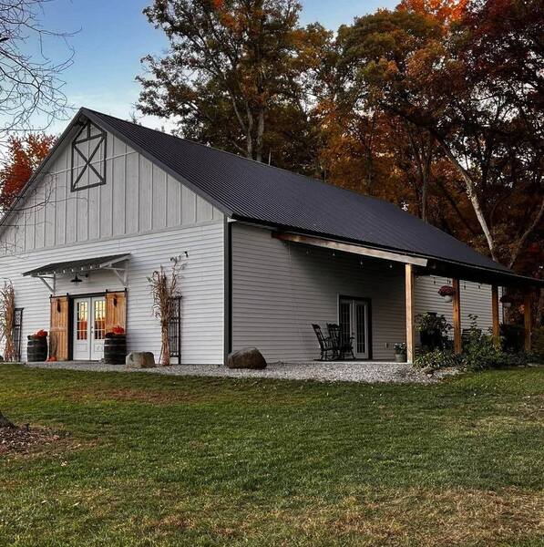 Chapelview Wedding and Event Venue LLC