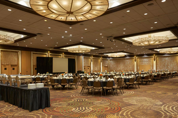 Holiday Inn Executive Center - Columbia Mall