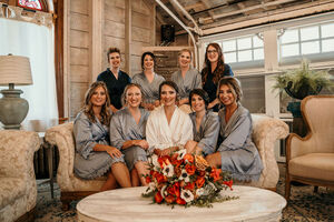 Carriage House - Bridal Suite