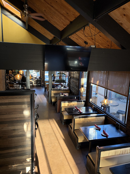 The Walnut Tavern Bar & Grill