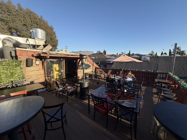 The Walnut Tavern Bar & Grill