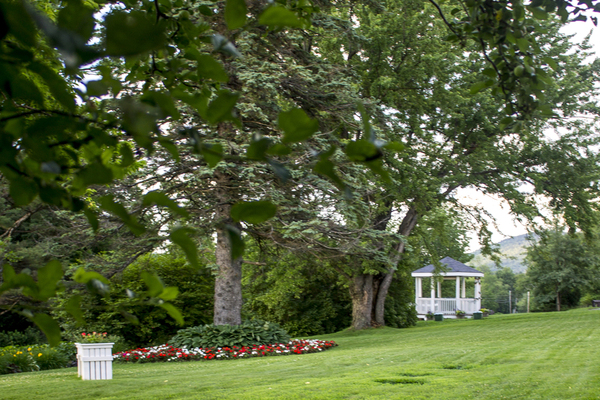 Town & Country Inn and Resort