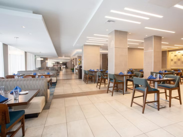 Holiday Inn Los Angeles LAX Airport