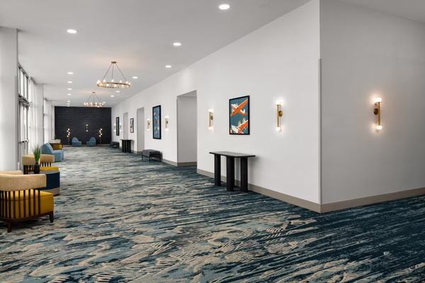 DoubleTree by Hilton Hotel Norfolk Airport