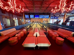 Main Bowling lanes