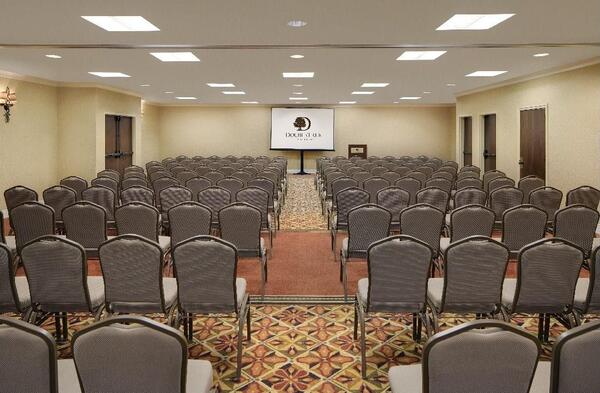 DoubleTree by Hilton Hotel Seattle Airport