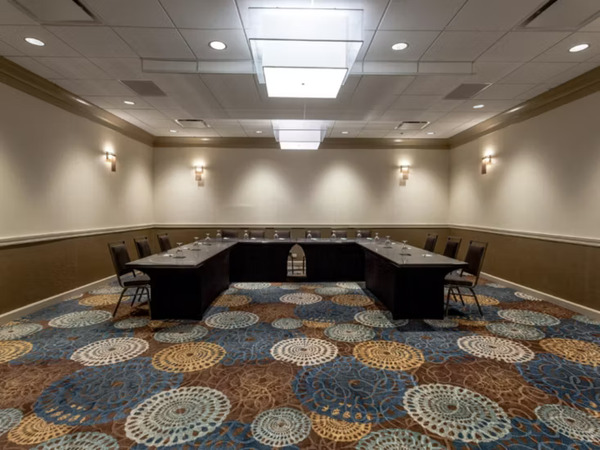 Holiday Inn Chicago North Evanston