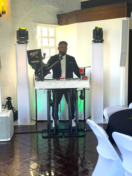 Wood Wayz Entertainment LLC