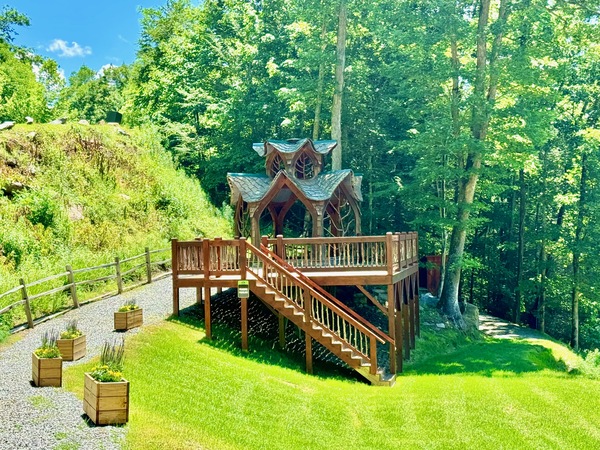 Pigeon River Mountain Retreat