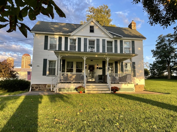 The Farmhouse at Kindred Ground