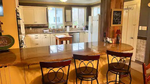 The Farmhouse at Kindred Ground