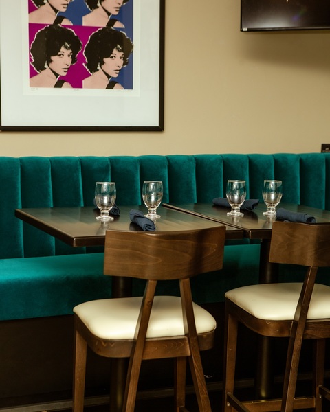 80 PROOF / Barracuda Bistro & Bar