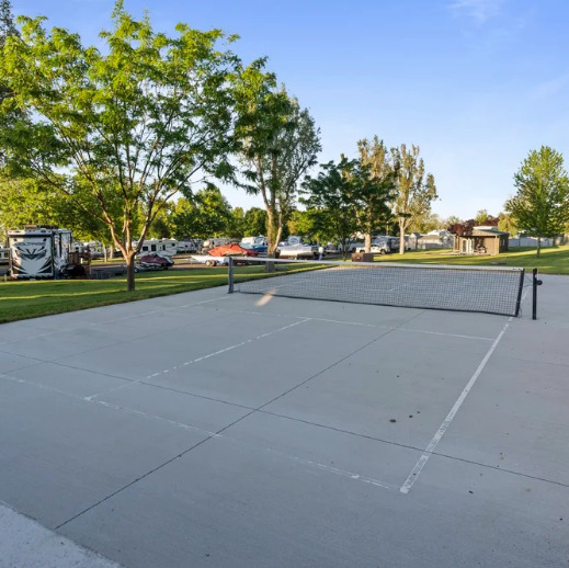 O’Sullivan Sportsman Resort