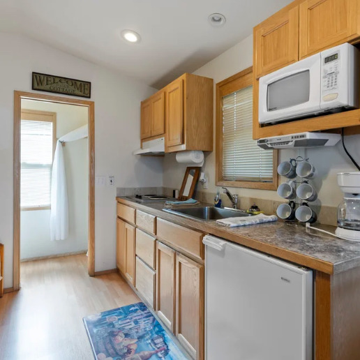 O’Sullivan Sportsman Resort