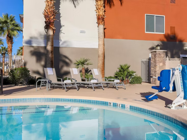 Holiday Inn Express Las Vegas - South