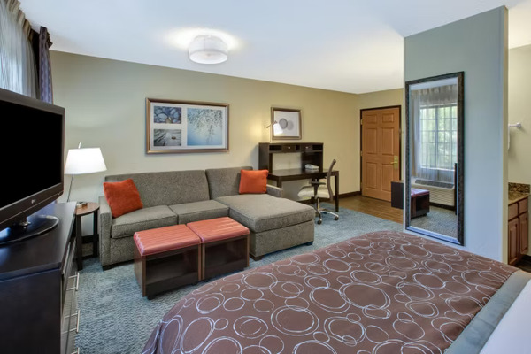 Staybridge Suites Louisville-East