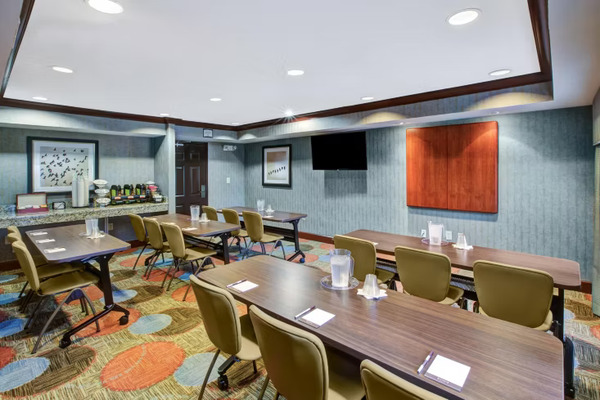 Staybridge Suites Louisville-East