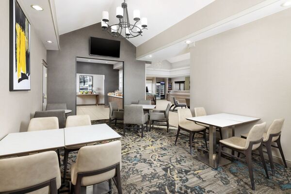 Residence Inn Des Moines West at Jordan Creek Town Center
